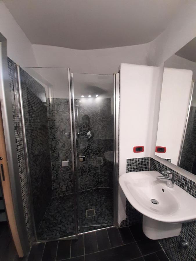 Roserosse Casa Vacanze Sanremo Luaran gambar